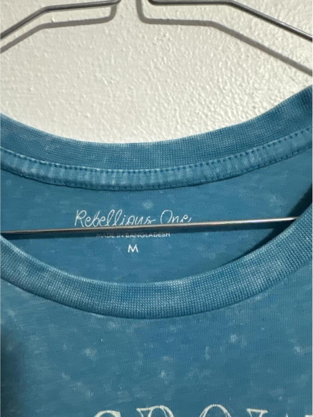 Two tshirts S/M - Picture 6 of 6